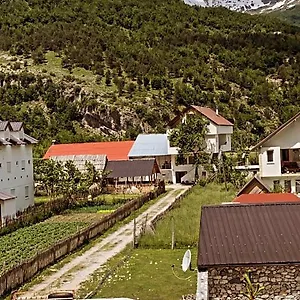 Maison d'hôtes Skender Selimaj Valbone